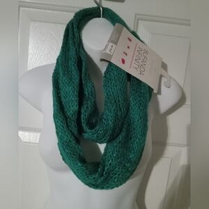 Infinity Green Scarf